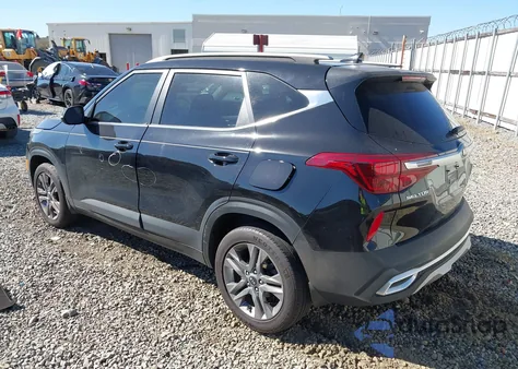 2021 Kia Seltos S из США, поврежденный, VIN KNDEU2AA0M7100562